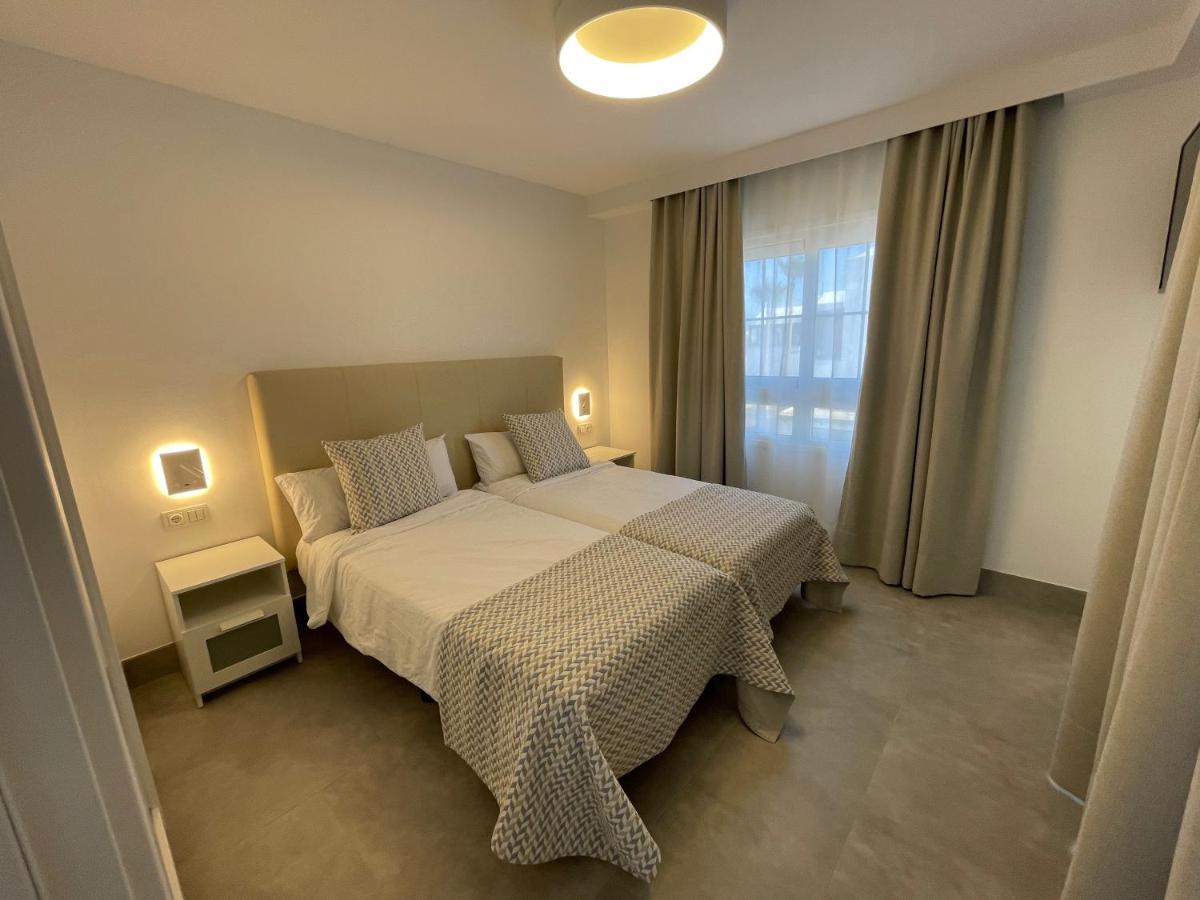 Izaro Apartamento Atico De Lujo Cerca De Playa Dorada Playa Blanca  Eksteriør billede