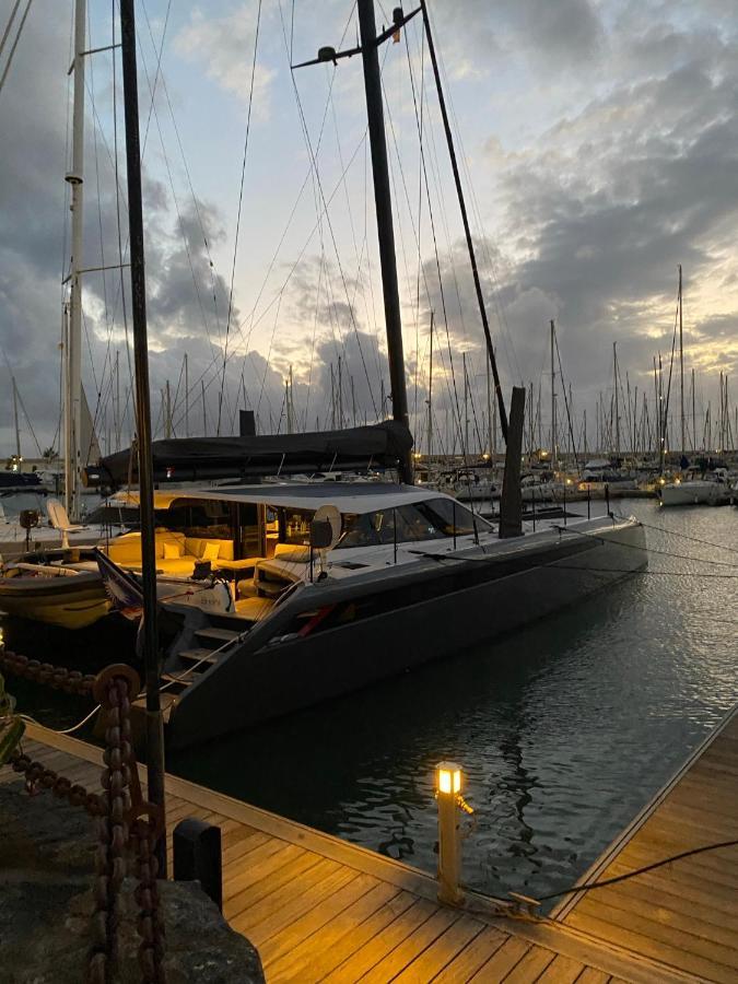 Izaro Apartamento Atico De Lujo Cerca De Playa Dorada Playa Blanca  Eksteriør billede