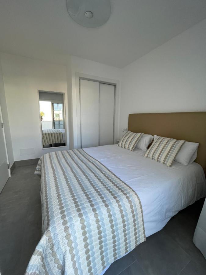 Izaro Apartamento Atico De Lujo Cerca De Playa Dorada Playa Blanca  Eksteriør billede